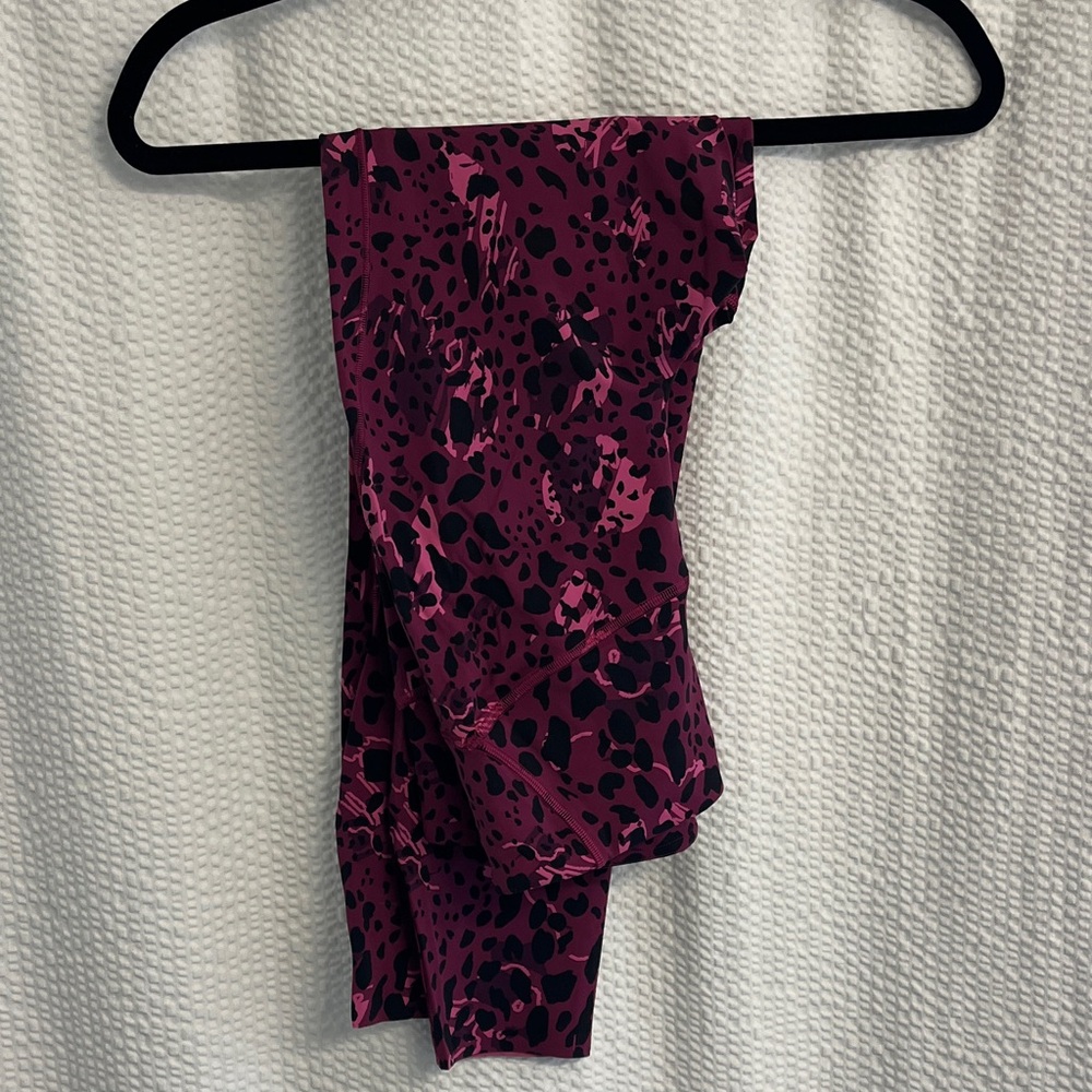 Lululemon Base Pace High-Rise Tight 25”